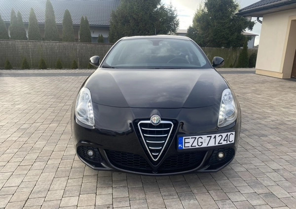 Alfa Romeo Giulietta cena 25900 przebieg: 176000, rok produkcji 2011 z Łask małe 529